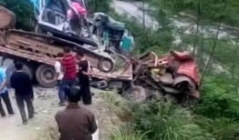 石柱爆料新闻,揭秘新闻背后的真相与内幕